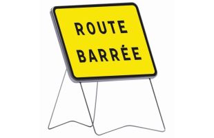 Panneau KC1 C1 route barrée